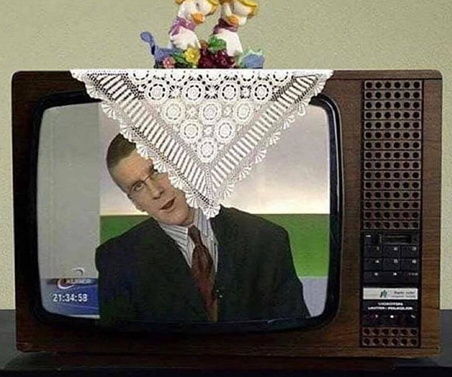 Çeker misin şunu gözümün önünden prompter'ı göremiyorum