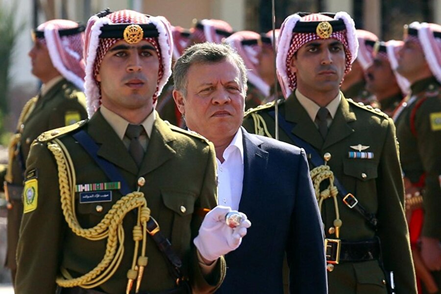 Kral Abdullah, yolsuzluğa bulaşan eniştesini İngiltere'den geri almaya çalışıyor.
