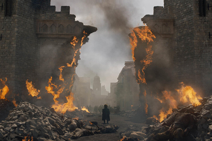 Game of Thrones gelecek hafta son bölümüyle son kez seyirci karşısına çıkacak.