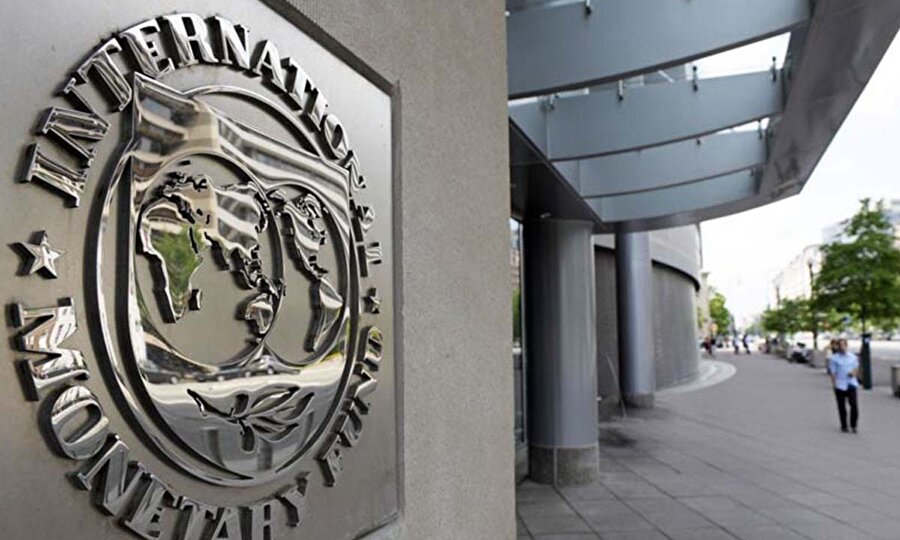 IMF, Pakistan'daki ekonomik krize el attı.
