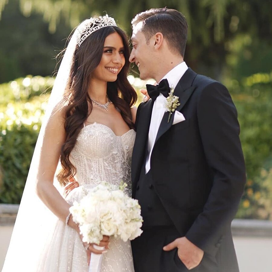 Mesut Özil ve eşi Amine Özil
