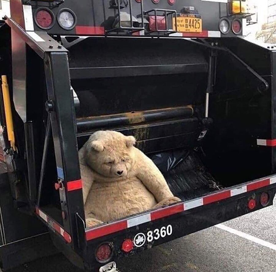 Yıkılmadık ama ayakta da durmuyoruz