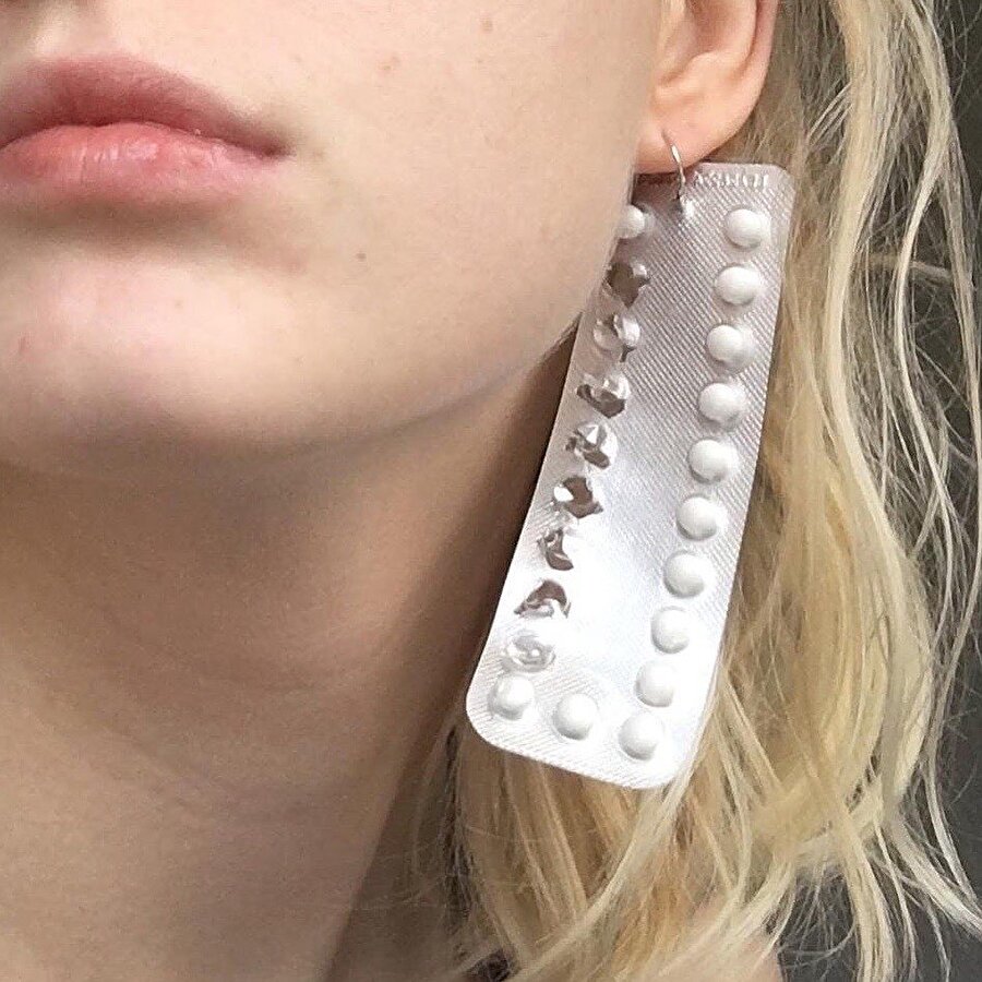 Sürekli baş ağrısı yaşayanlara küpe önerisi