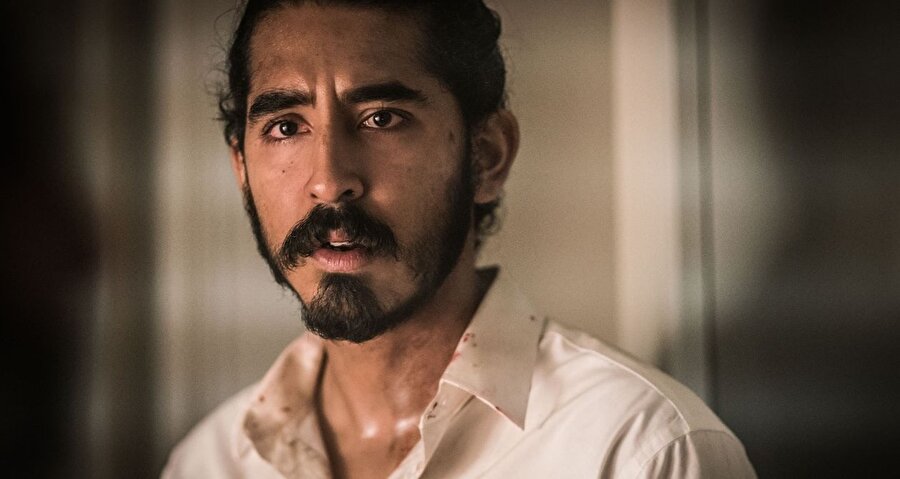 Hotel Mumbai
Anthony Maras yönetmenliğindeki "Hotel Mumbai", Hindistan'ın finans ve eğlence başkenti olan Mumbai'de yaşanan gerçek olaylardan beyazperdeye uyarlandı.