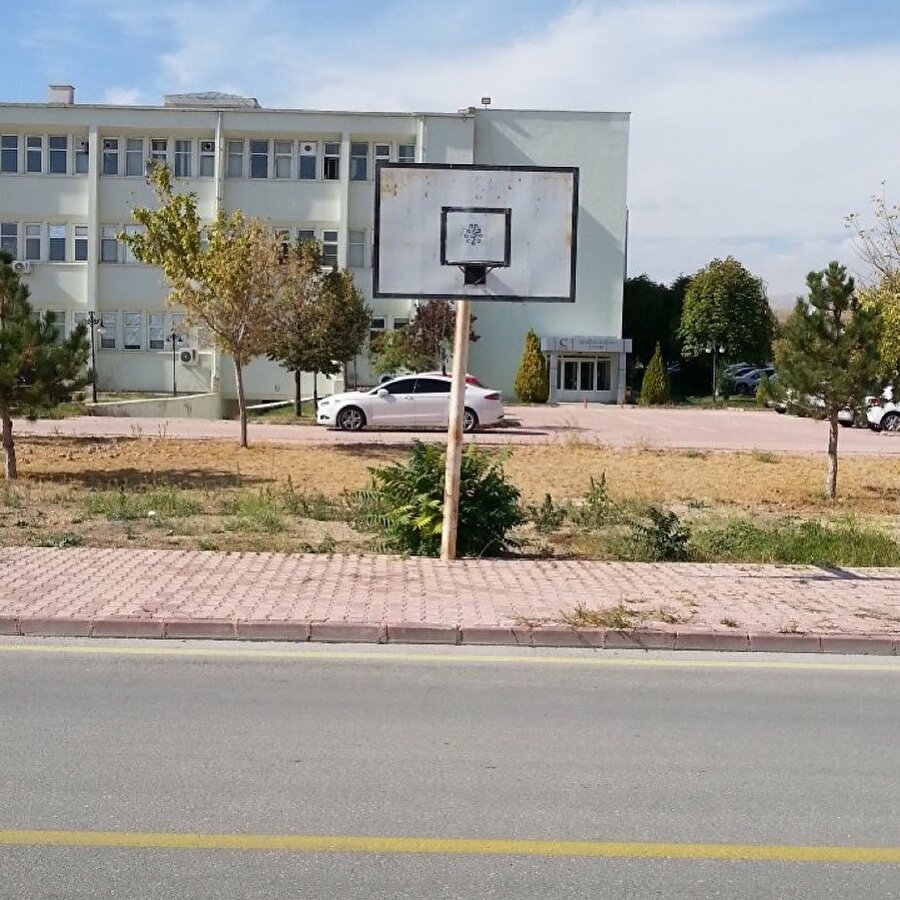 ​Arabadan üçlük atmak için yapılmış