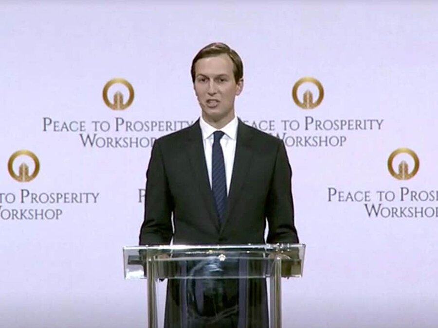 ​Kushner, Bahreyn'de bu akşam başlayan ekonomi çalıştayının açılış konuşmasını yaptı.