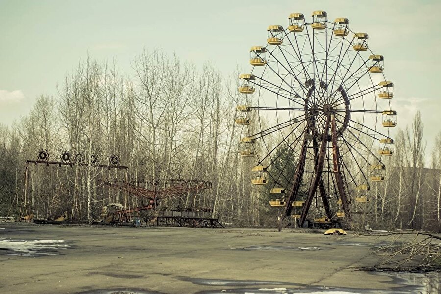 Çernobil kazasından sonra Pripyat kendi tamamen boşaltıldı.