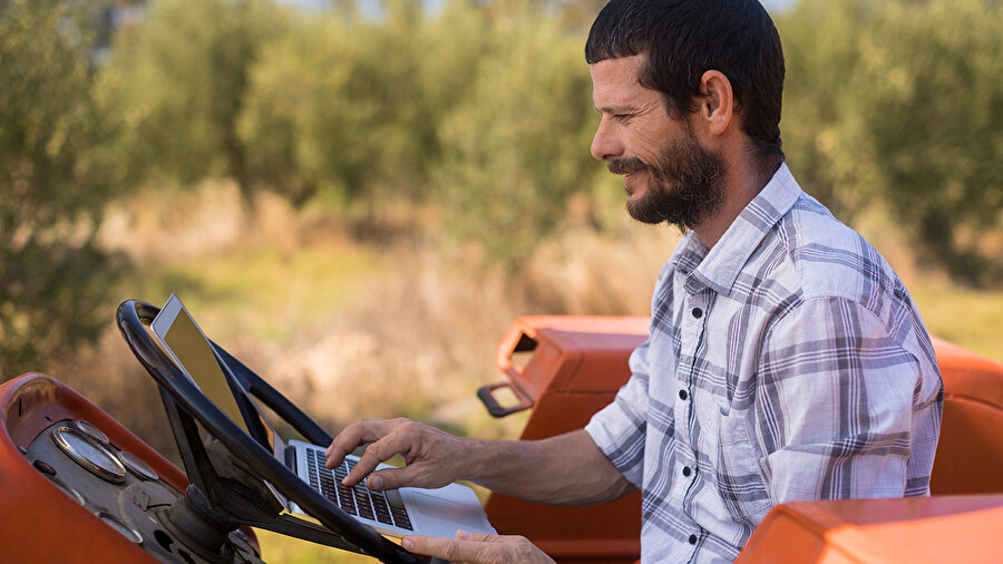 Üslupsuzluk, edepsizlik, magandalık, teşhir prim yapmaya devam ediyor.