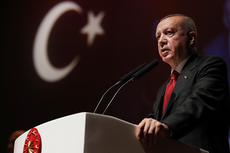 Cumhurbaşkanı Erdoğan twitter hesabı üzerinden Srebrenitsa Soykırımına ilişkin açıklamada bulundu.