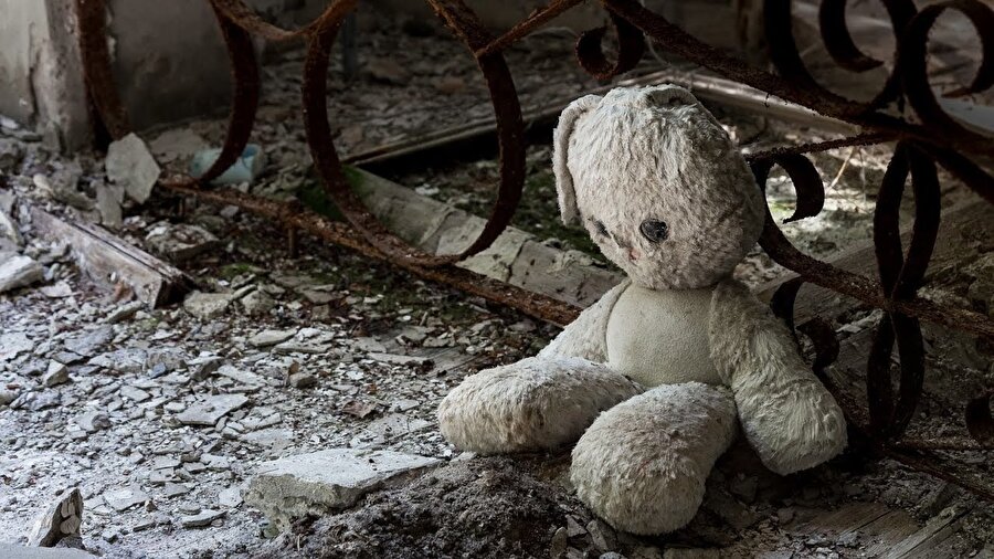 Ukrayna'da, 26 Nisan 1986'da nükleer santralda meydana gelen patlamayla dünya tarihine adı yazılan Çernobil 'resmen' turistik bölge oluyor.