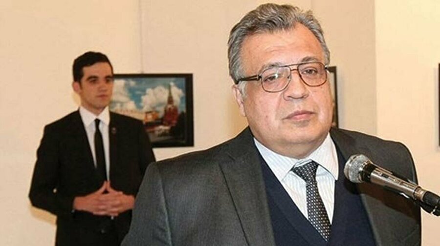 Rusya'nın Ankara Büyükelçisi Andrey Karlov, Ankara'da 19 Aralık 2016'da katıldığı sergide FETÖ'cü Mevlüt Mert Altıntaş'ın silahlı saldırısı sonucu hayatını kaybetmişti.