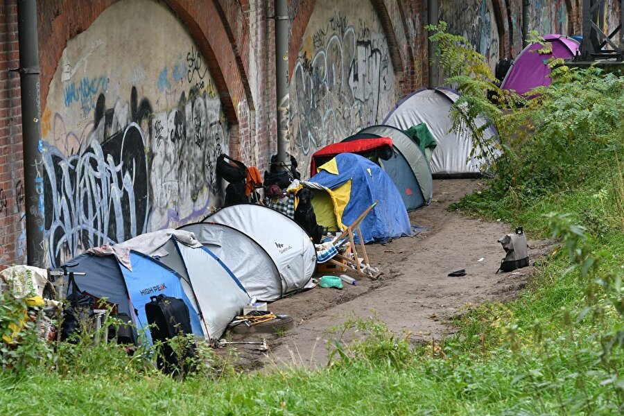 Berlin'de evsizlerin kaldığı bazı çadırlar