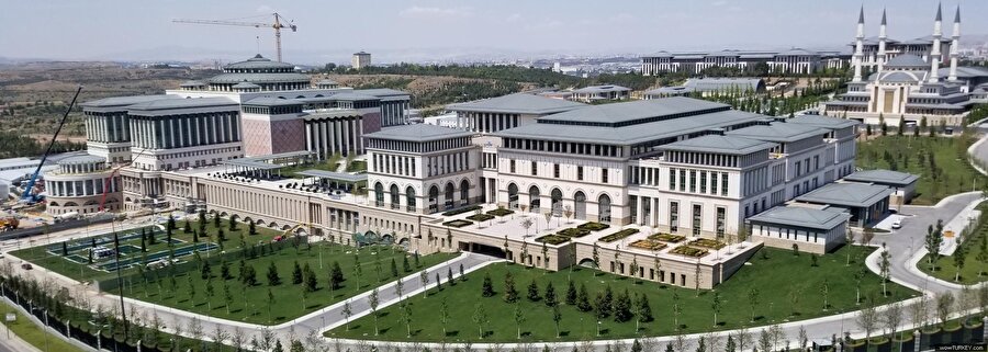Cumhurbaşkanlığı Kütüphanesi'nin içinde 5 milyon kitap yer alacak.