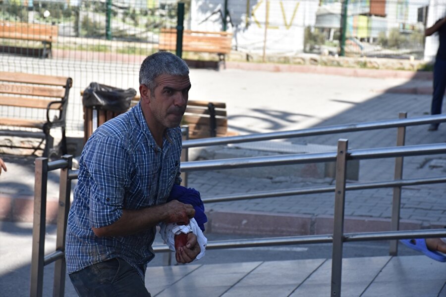 Kurban keserken yaralanmalar konusunda dikkatli olmak gerekiyor. 