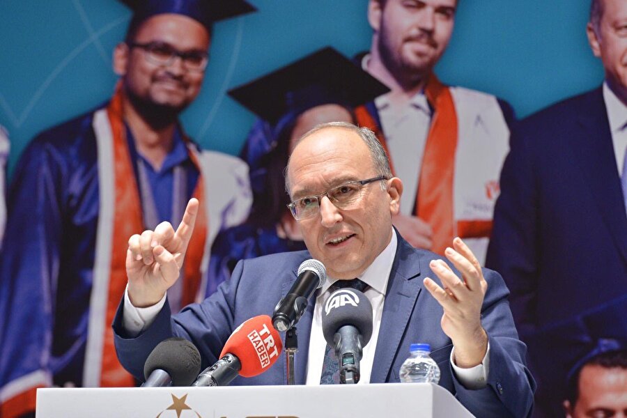  Prof. Dr. A. Haluk Dursun