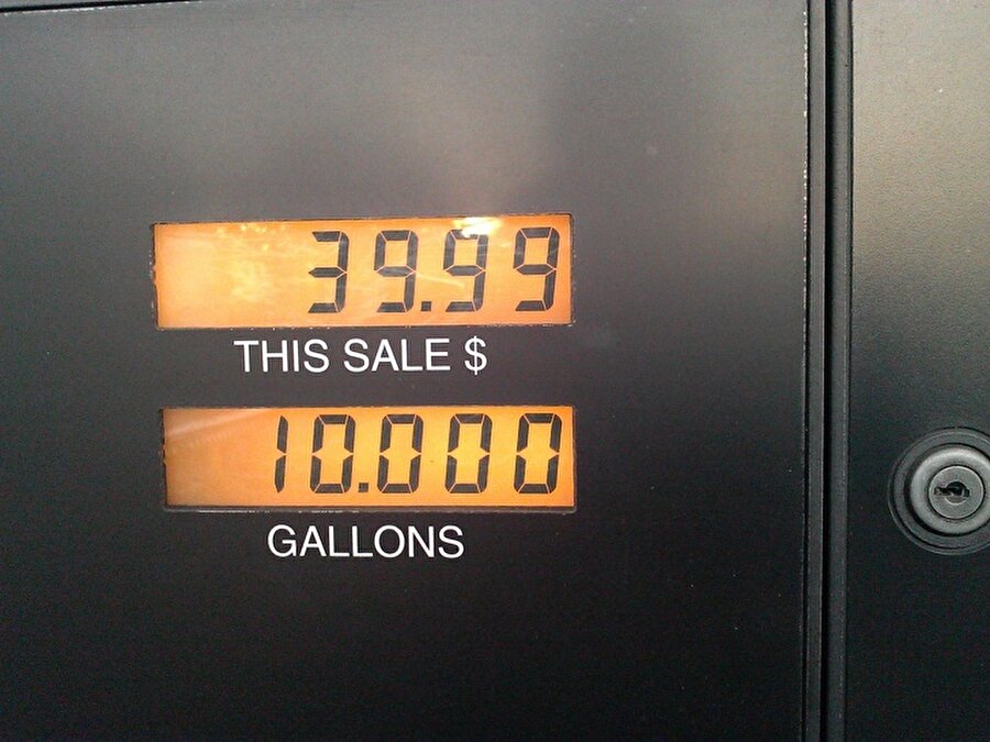 Bir mililitre daha benzin alabilir miyim? 
Bu nasıl bir denk gelemeyiştir böyle