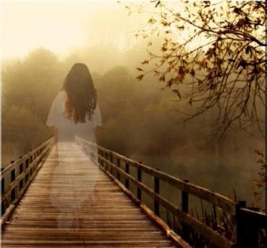 Benden haberin yok, olmasın. Ben seni görüyorum, seviyorum ya, yeter bana Maria. 