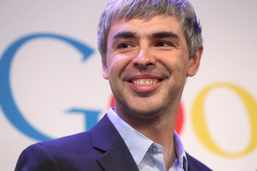 Brin, Page ve Schmidt, Google'ı bir ana şirket olan Alphabet çatısı altında topladı. Larry Page, Alphabet'in CEO'su oldu.

                                    
                                    
                                
                                