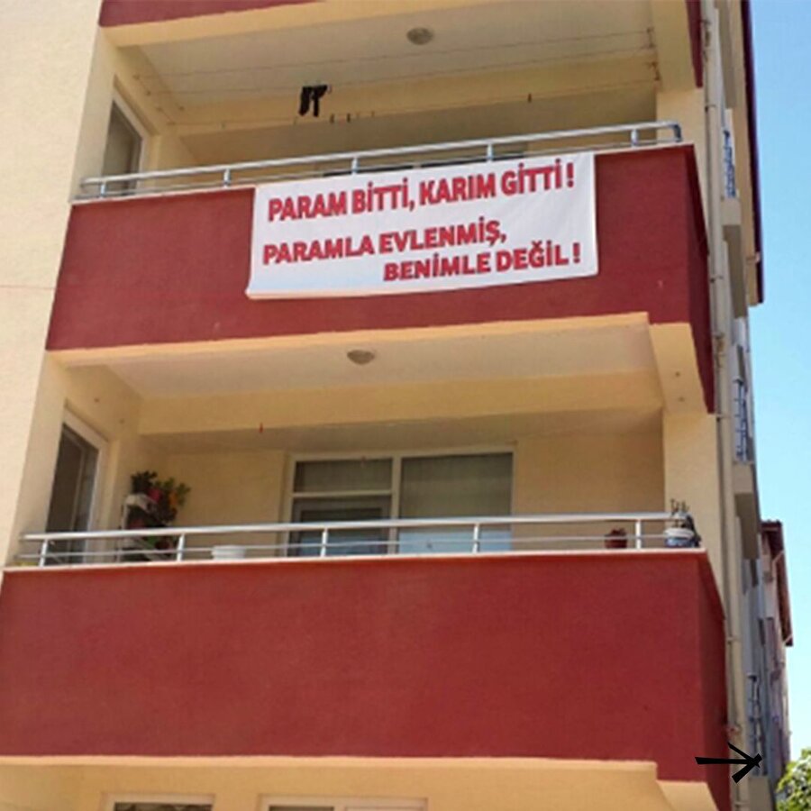 Çamaşır ipindeki çoraplar her şeyi açıklıyor