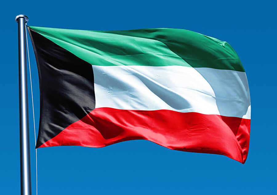 Kuveyt 

                                    Kuveyt Dışişleri Bakanlığı, Türkiye'nin askeri harekatının bölgenin istikrarı ve güvenliği için tehdit olduğunu açıkladı. 
                                