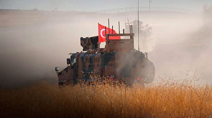 Barış Pınarı Harekatı'nda öldürülen terörist sayısı belli oldu
Milli Savunma Bakanlığı, harekat kapsamında etkisiz hale getirilen terörist sayısının 227 olduğunu açıklamıştı.