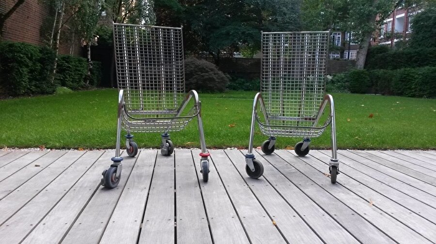Bu bahçe sandalyeleri alışveriş sepetinden yapılmış 😱

                                    
                                    
                                
                                