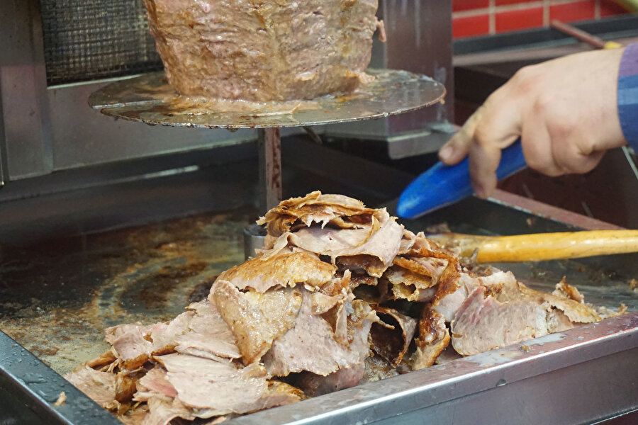 Et döner fiyatı ve yağ hilesi tartışmaları sürüyor