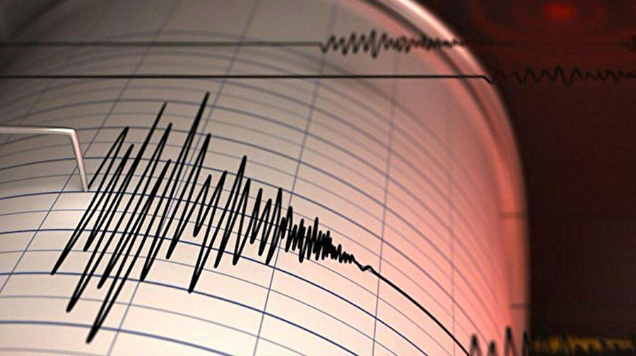 Balıkesir'de 4,6 büyüklüğünde deprem oldu
Balıkesir'in Altıeylül ilçesinde saat 23.14'de 4,6 büyüklüğünde deprem meydana geldi. Deprem İzmir, İstanbul, Manisa ve Bursa'da da hissedildi. Saat 23.24'de 4.3 büyüklüğünde artçı bir deprem daha oldu.