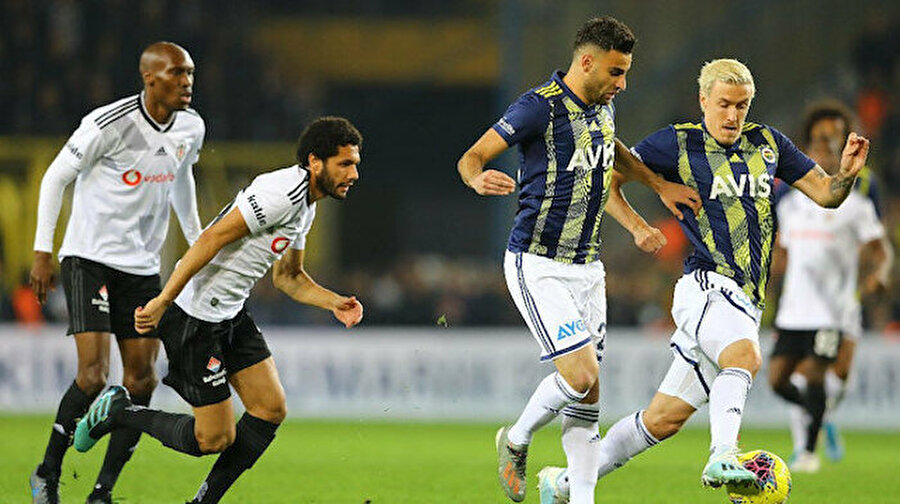 Yılın son derbisinin galibi Fenerbahçe
Fenerbahçe, Süper Lig'in 16. haftasında evinde Beşiktaş'ı 3-1 mağlup etti ve yılın son derbisinden galibiyetle ayrılan taraf oldu. Sarı lacivertliler bu sonuçla puanını 28'e yükselterek şampiyonluk yarışında kalmak adına kritik puanları hanesine yazdırırken 6 maçlık galibiyet serisinin ardından üst üste 2. yenilgisini alan siyah beyazlılar 27 puanda kaldı.