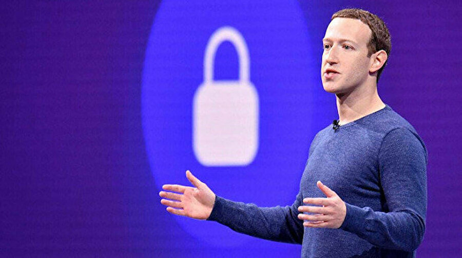 Yeni güvenlik önlemi: Büyük teknoloji şirketleri 2020'de gizlilik politikalarını güncelliyor
Facebook ve Google gibi devlerden daha küçük girişimlere kadar epey geniş bir yelpazeye açılan teknoloji şirketleri, yeni bir gizlilik yasasının yürürlüğe girdiği 2020'de gizlilik politikalarını elden geçiriyor.
Yasa, Kaliforniya'da kabul edildi. Ancak çoğu büyük teknoloji şirketinin yaptığı değişiklikler dünya genelindeki tüm kullanıcıları etkileyecek.
Diğer yeni değişikliklerin yanı sıra, kullanıcılar artık büyük şirketlerin sitelerinde 'Kişisel Bilgilerimi Satma' yazan bir bağlantıya tıklama şansına sahip olacaklar.