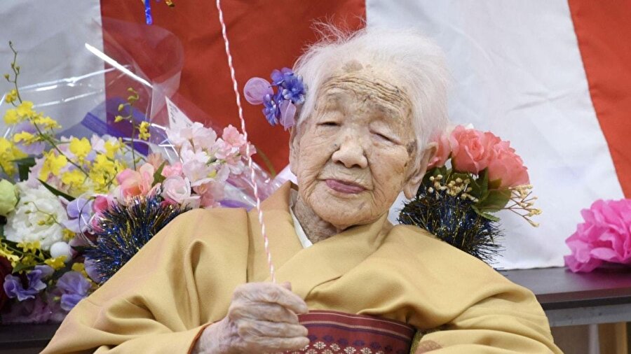 Guinness Rekorlar Kitabı'na giren Kane Tanaka, 117. doğum gününü kutladı.