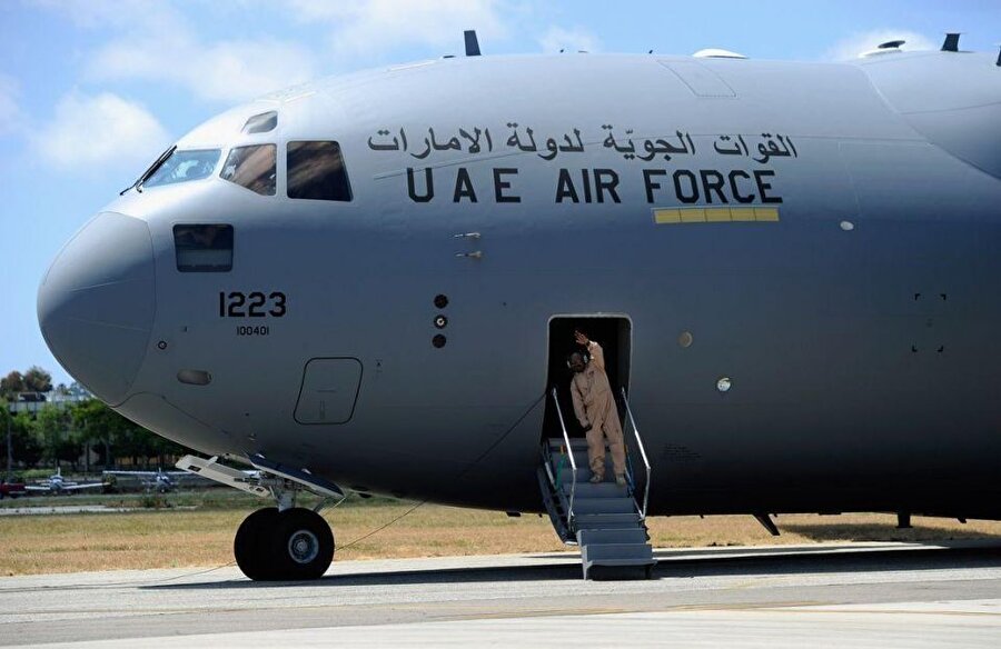 Birleşik Arap Emirliklerinden havalanan kargo uçaklarının, Libya’ya mühimmat ve paralı asker taşıdığı düşünülüyor.