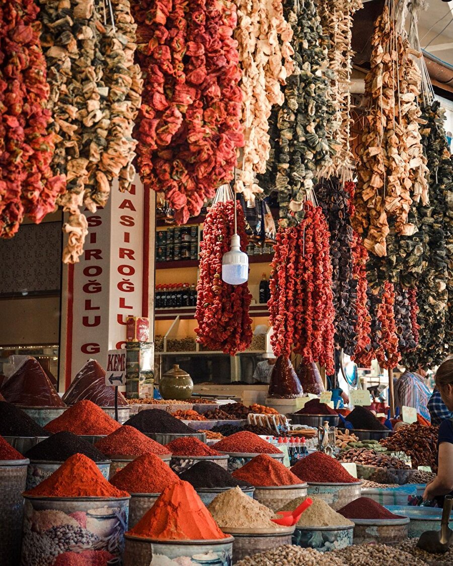  400 yılı aşkın süredir: Gaziantep Bakırcılar Çarşısı 🤩
