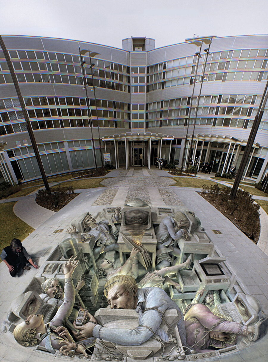 Sokak zeminleri tuval olursa