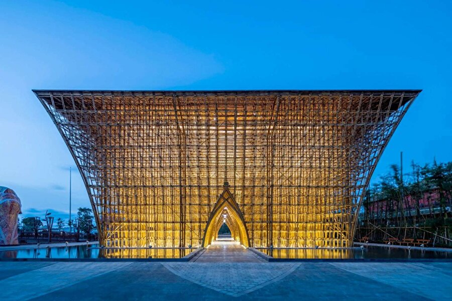 42.000 parça bambudan ziyaretçi merkezi... 