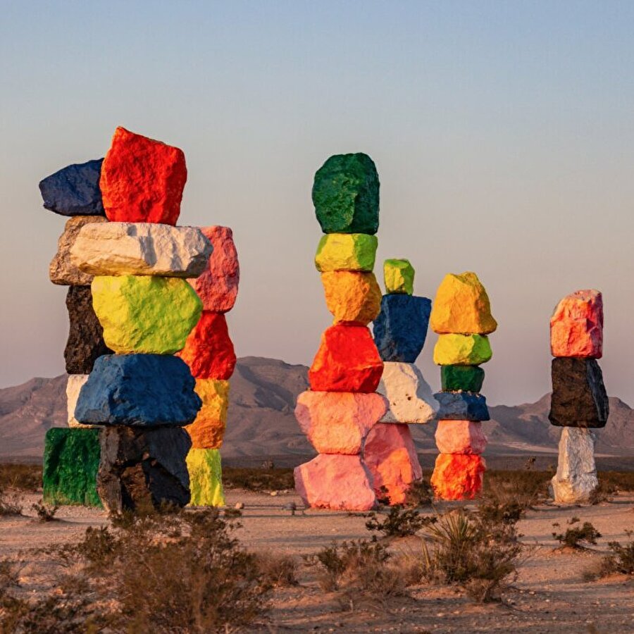Seven Magic Mountains 😍
