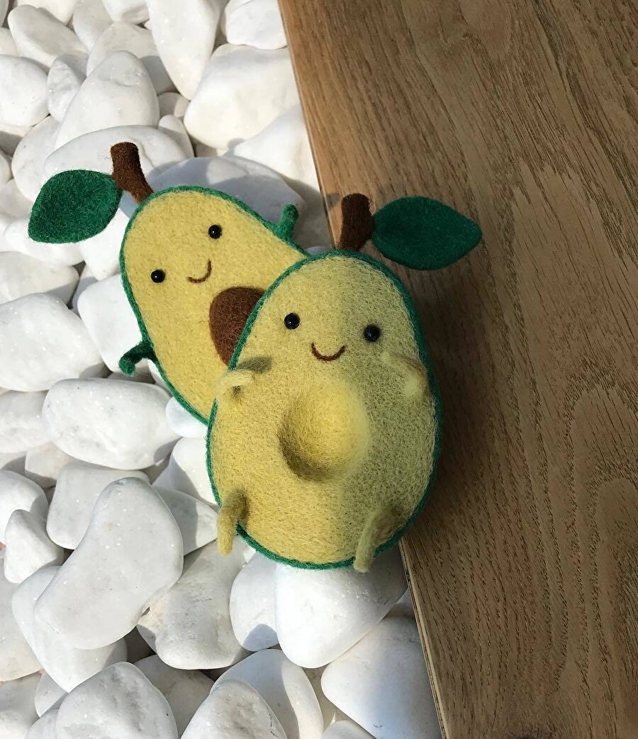 Manooni’nin sevimli keçe heykelleri 🥑