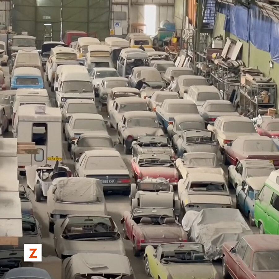 Depoda unutulan klasik otomobiller satışa sunulacak