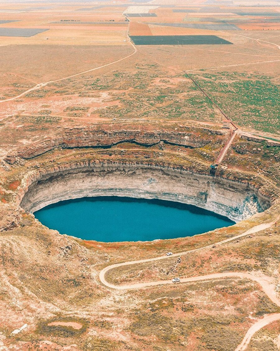 Türkiye’nin en büyük obruğu: Kızören Obruğu 📍