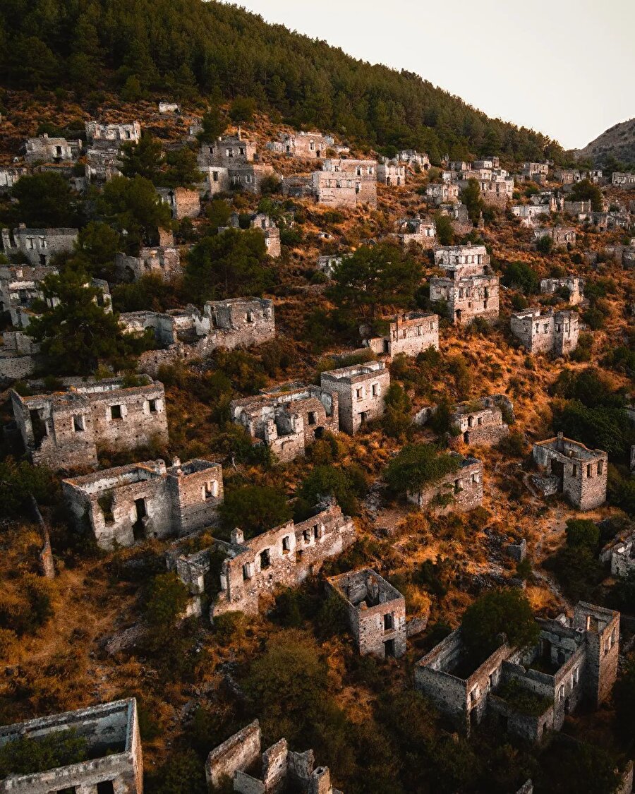 Hayalet köy olarak bilinen Muğla Kayaköy 👻