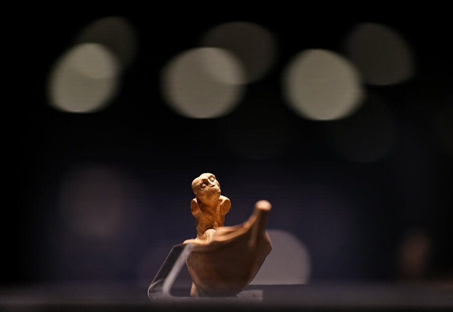 2 bin 400 yıllık Ölülerin Kayıkçısı İzmir Arkeoloji Müzesi’nde 🙌