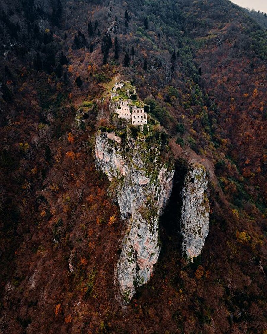 Zirvenin sahibi: Kuştul Manastırı ✨