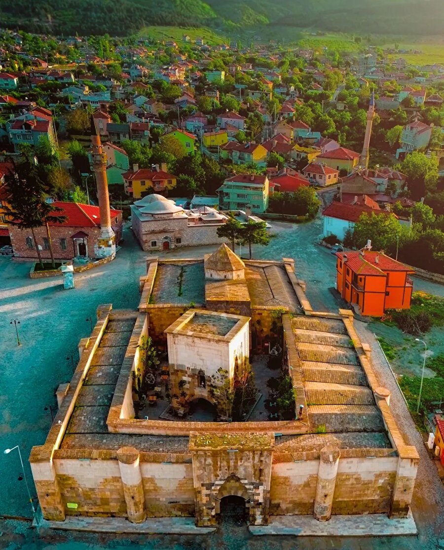 Afyonkarasihar’ın en büyük ve görkemli kervansarayı; Sahipata ✨