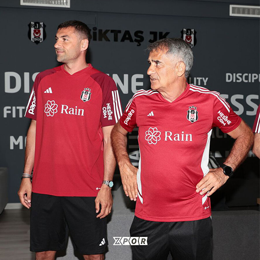 Burak Yılmaz görevine başladı 