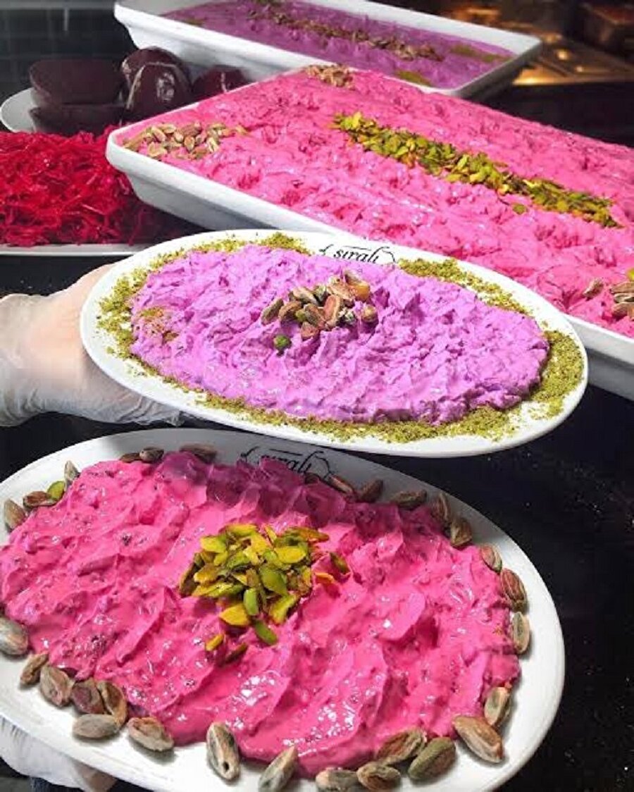 Barbie'nin reklam ekibi tırmalıyor