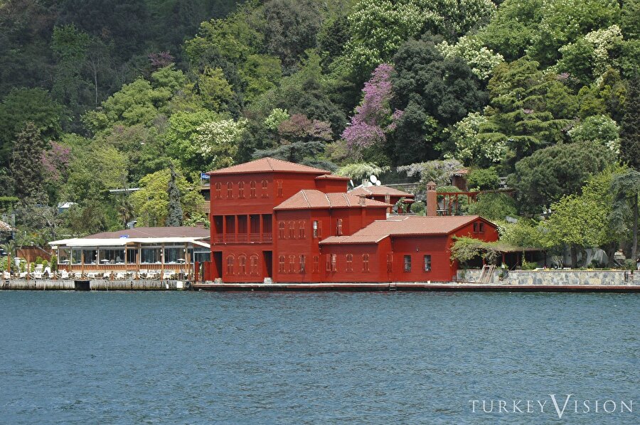 Yalılar 03: Hekimbaşı Salih Efendi Yalısı