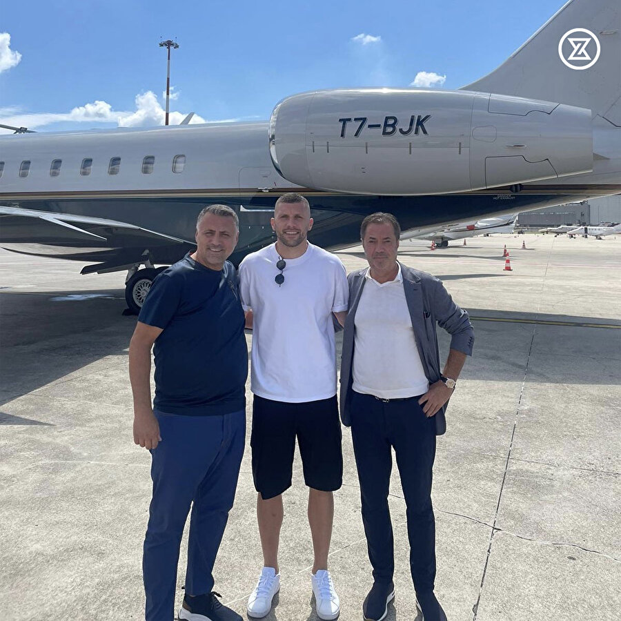 Beşiktaş'ın yeni transferi Ante Rebic, İstanbul'a geliyor 