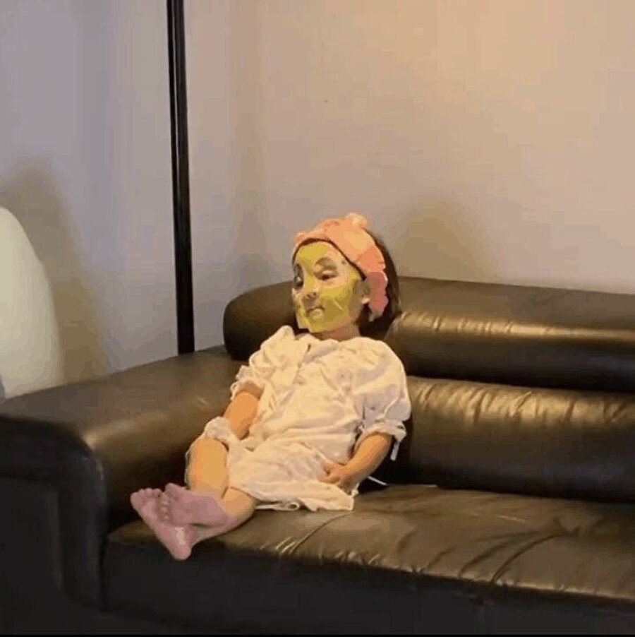 Mental olarak çökmüş ama bakım yapmayı asla bırakmayan o kız