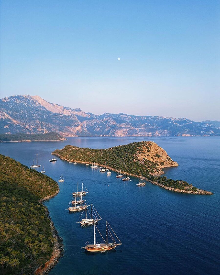 Tarihin ve doğanın buluştuğu harika manzara: Gemiler Adası 💙