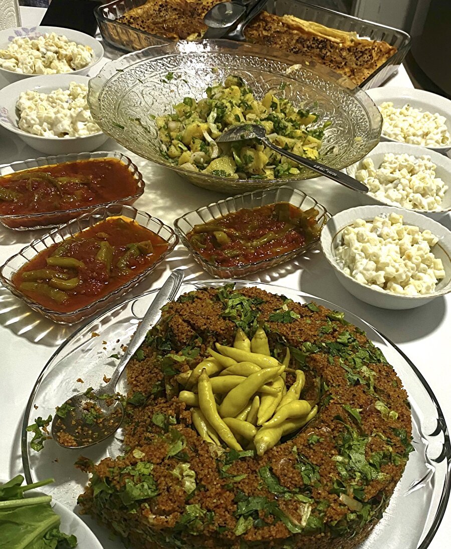 Sonunda doğru renkte yapılmış bir kısır